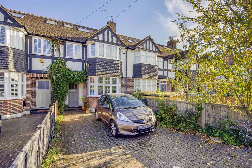 Lincoln Avenue, Twickenham 4 bed semidetached house £775,000