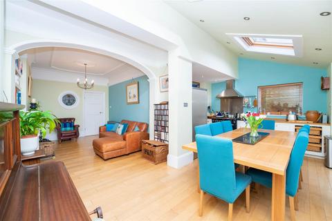 59 Elers Road, London, W13 9QB