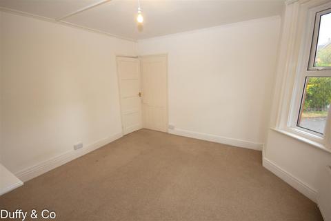 1 bedroom flat to rent, Kents Road, Haywards Heath, West Sussex