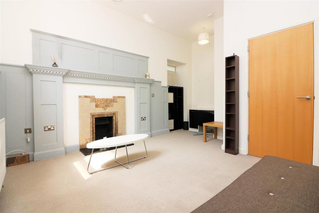 8 Bartlett Mews, Isle of Dogs, E14 1 bed apartment £1,550 pcm (£358 pw)
