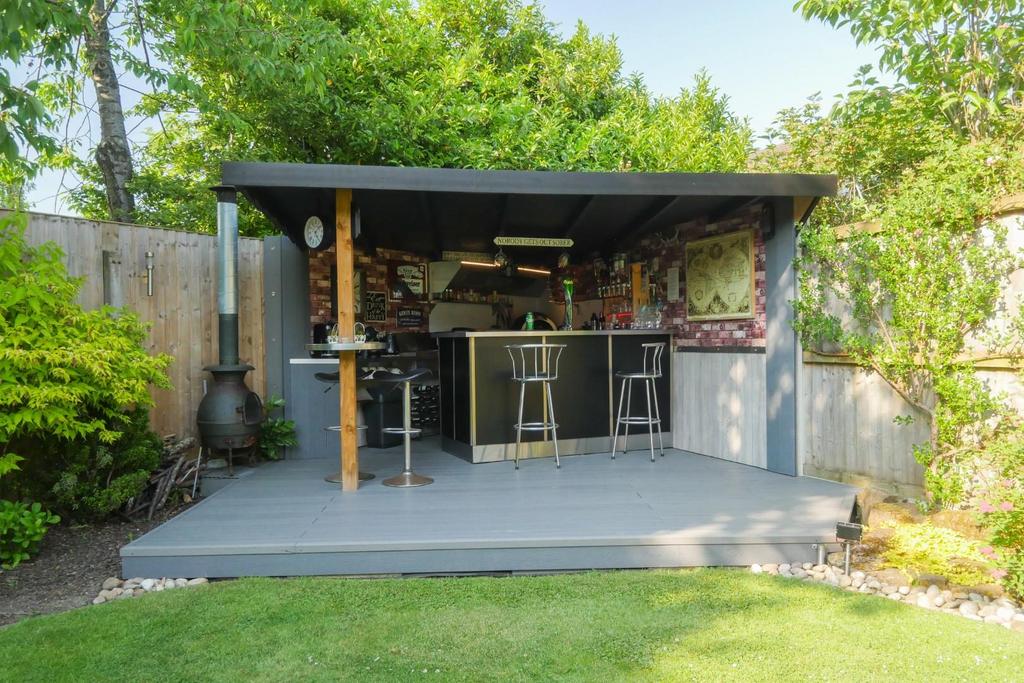 Bar area