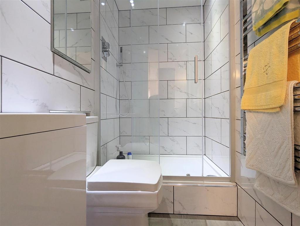 En suite shower/wc