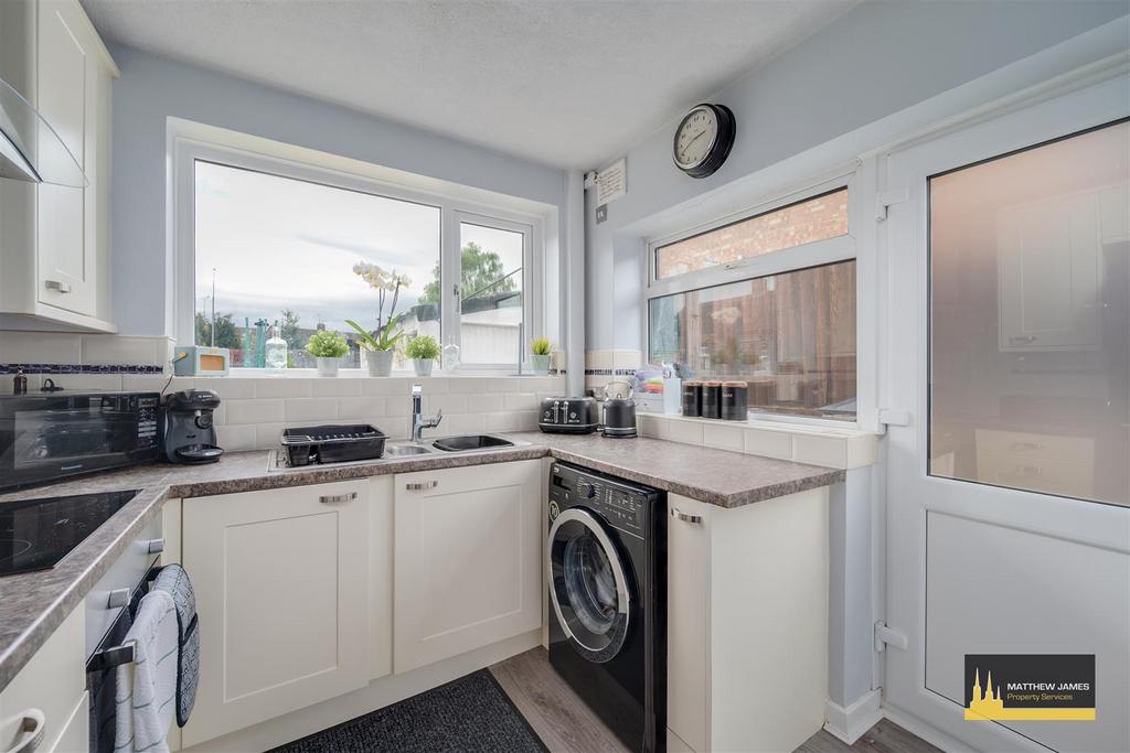 Fitted Kitchen