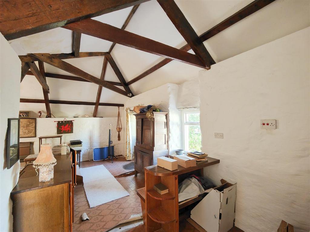 Sitting/Dining Room