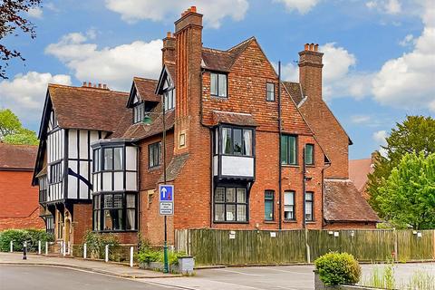 3 bedroom penthouse for sale, School Hill, Lamberhurst, Tunbridge Wells, Kent