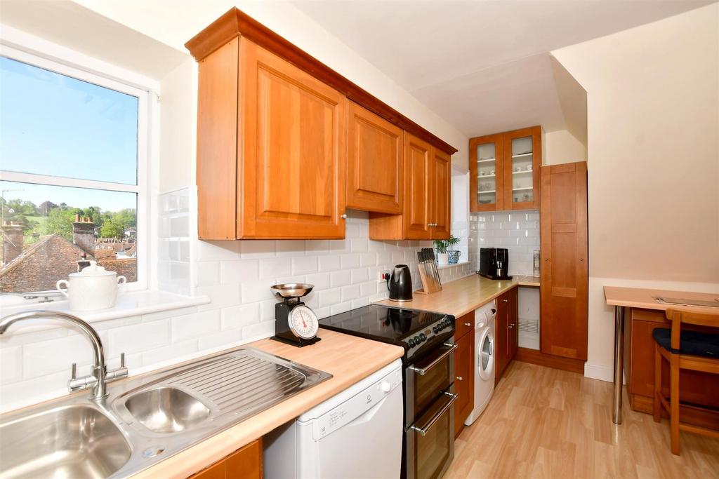 Kitchen/ Breakfast Room