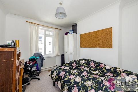 4 bedroom terraced house to rent, Bute Street, Brighton