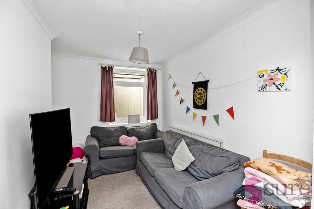 Bute street 45-012