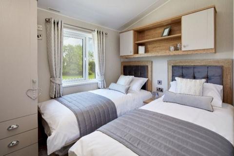 2 bedroom lodge for sale, Seal Bay Resort, , Selsey PO20
