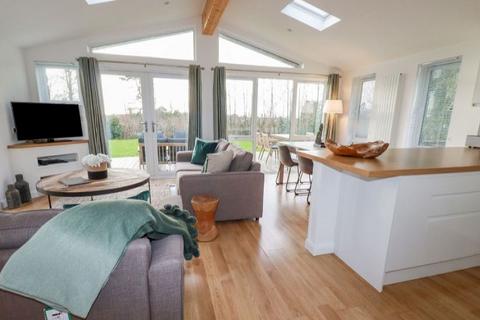 2 bedroom lodge for sale, Southern Halt, , Dobwalls PL14