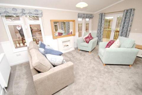 1 bedroom lodge for sale, The Retreat Lodges, St Marys Lane RM14