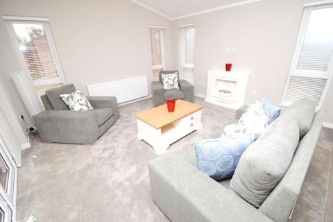 1 bedroom lodge for sale, One Bed Southwold Lodge  The Retreat Lodges, Upminster RM14