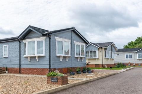 2 bedroom park home for sale - Wixfield Park, Great Bricett IP7