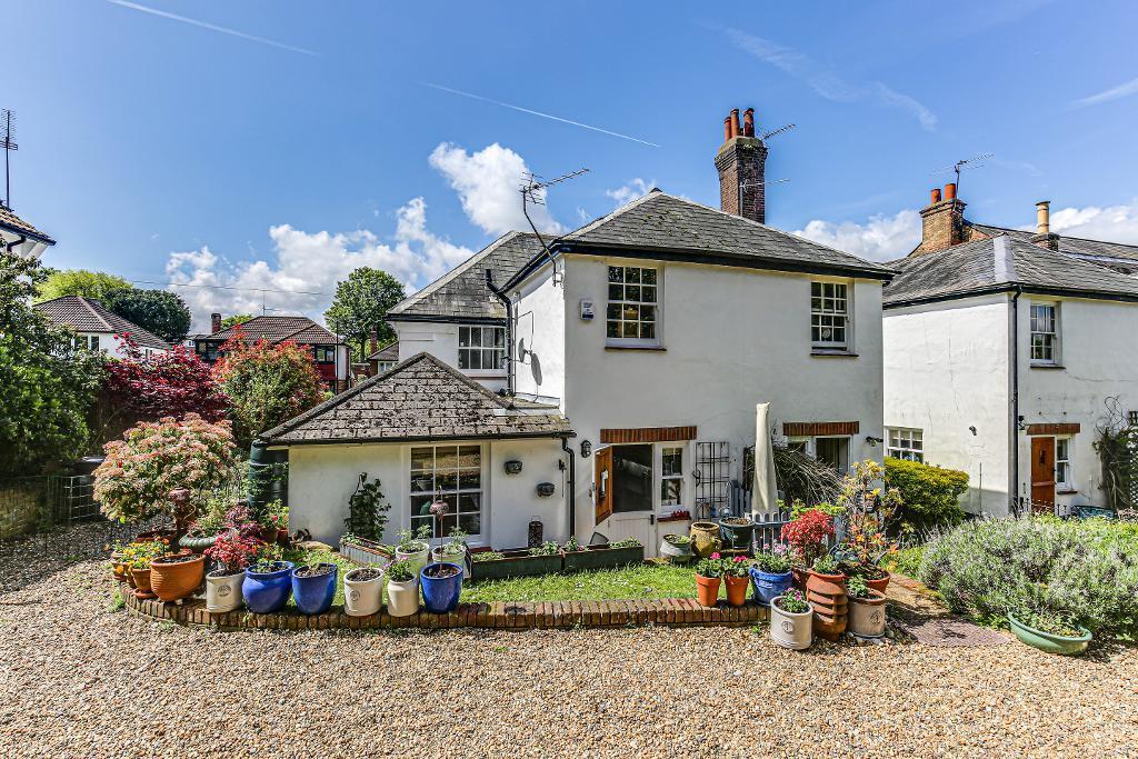 Purley Bury Cottages, Lexington Court, Purley, Surrey, CR8 1JA 2 bed