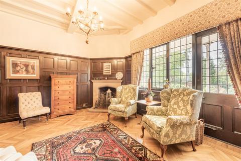 18 Hartopp Road, Sutton Coldfield, B74 2RE