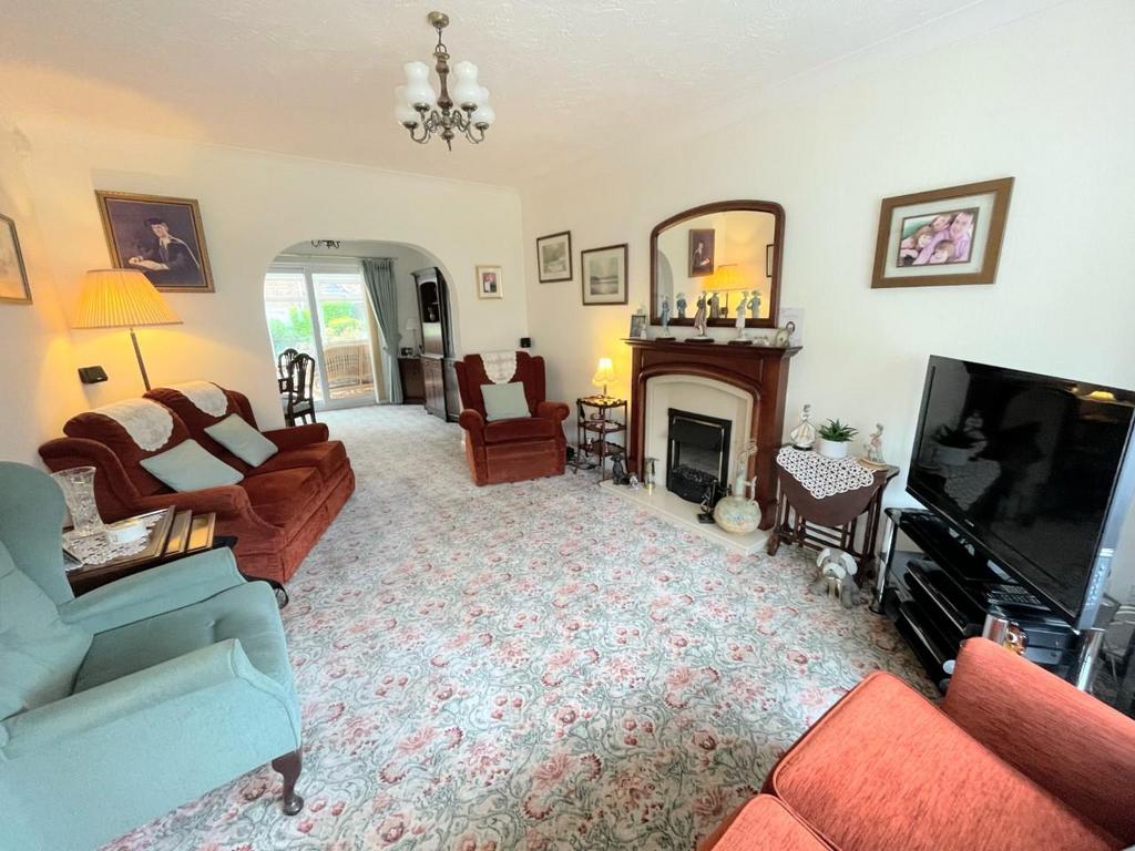 Maes Llwynonn, Cadoxton, Neath 4 bed detached house for sale £360,000
