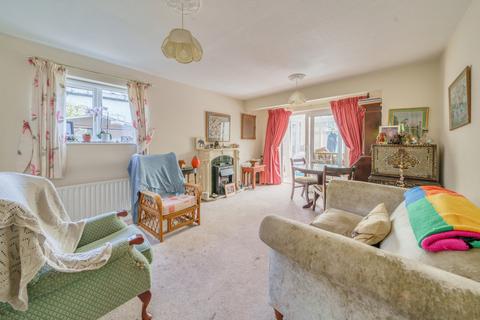 1 bedroom bungalow for sale, Broadlands Close, Bentley, Farnham, Hampshire, GU10