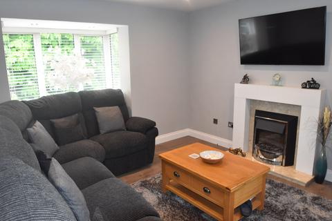 1 bedroom apartment to rent - Eton Wick Road, Eton Wick, Windsor, Berkshire, SL4