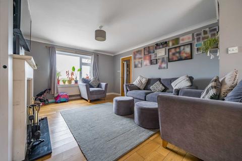6 Castle View, Colyton, EX24 6DN