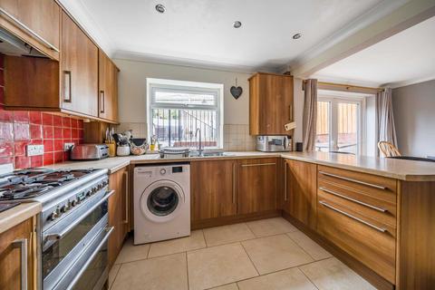 6 Castle View, Colyton, EX24 6DN
