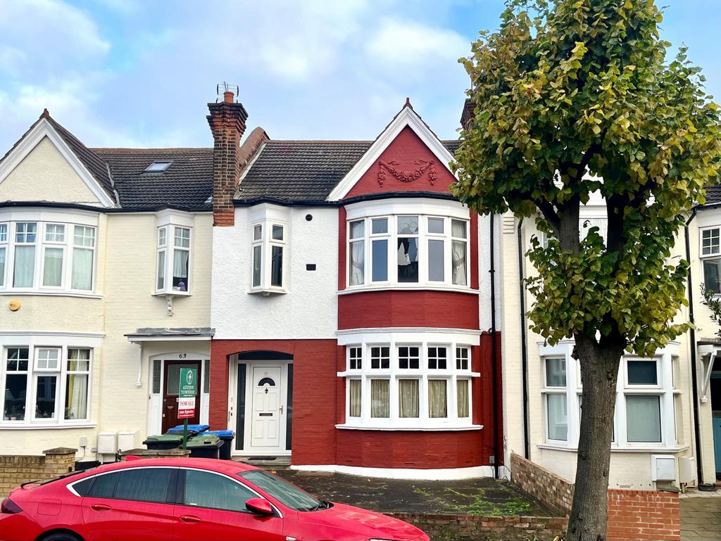 Osborne Road, London N13 1 bed flat £350,000