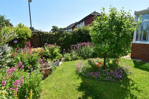 11 Bishops Gate, Birmingham, B31 4AJ