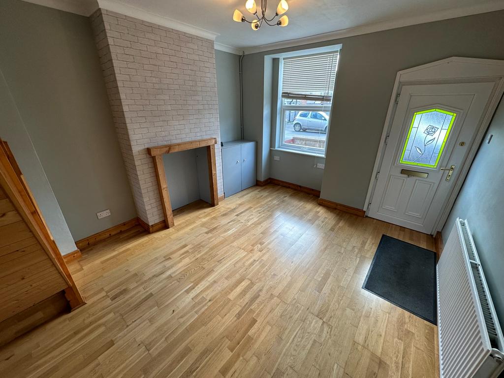 Grange Street, BurtonOnTrent, DE14 2 bed terraced house £675 pcm (£