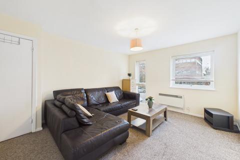 2 bedroom apartment to rent, Lawrence Court, Alma Road, Windsor, Berkshire, SL4