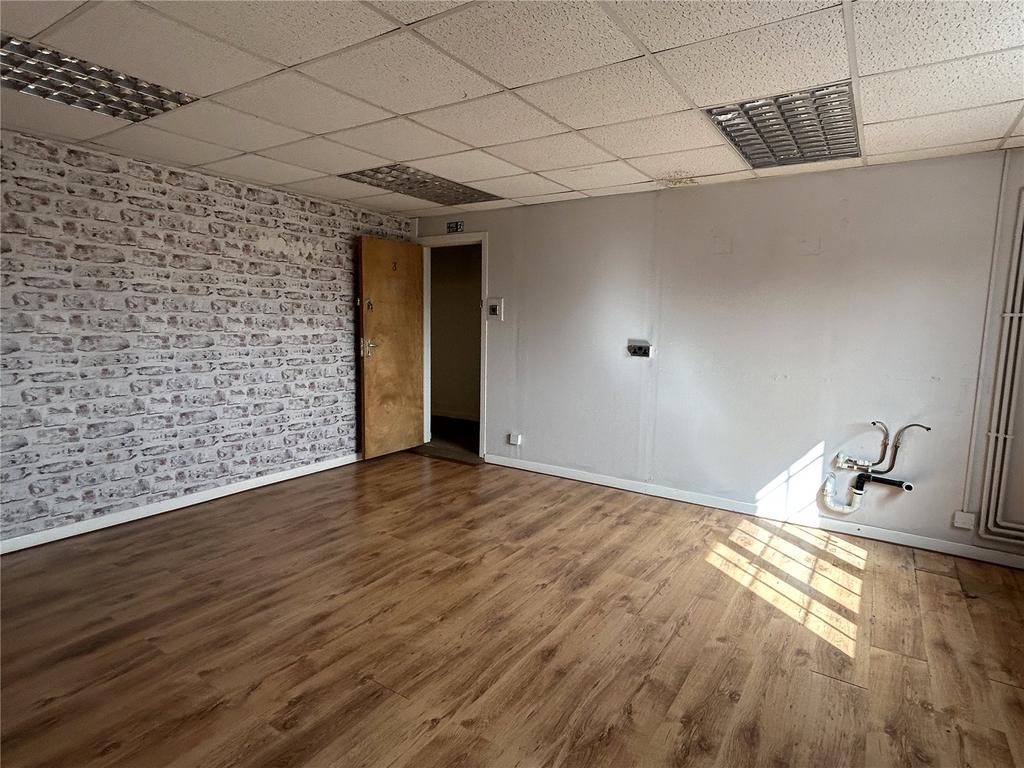 East Grinstead, West Sussex Office to rent £440 pcm (£102 pw)