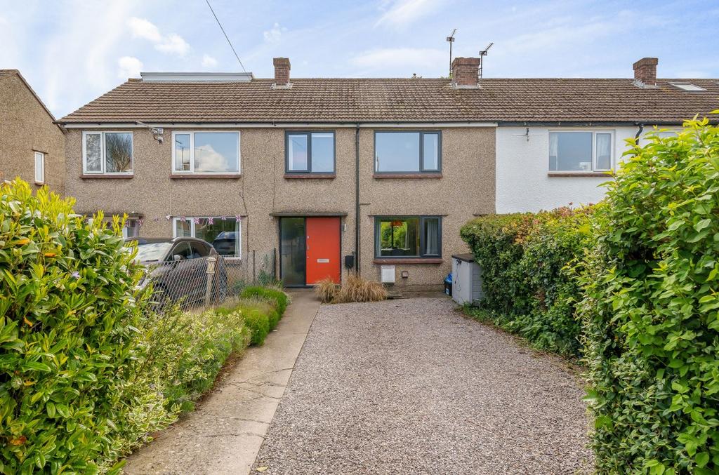 Beechwood Close, Frome, BA11 3 bed terraced house £325,000