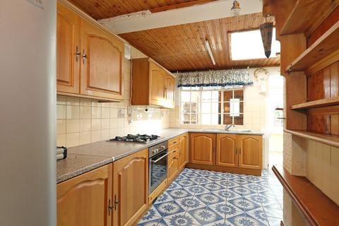 2 Garrick Road, Greenford, UB6 9HT