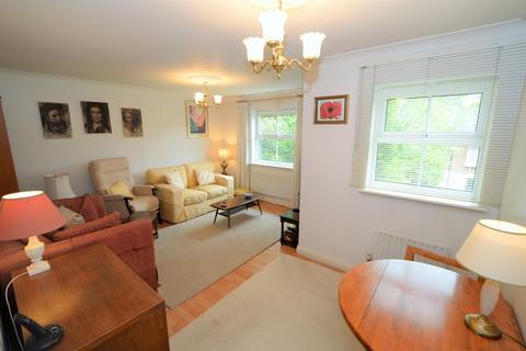 2 bedroom retirement property for sale, Florence ViIlas Guildford Road, Lightwater