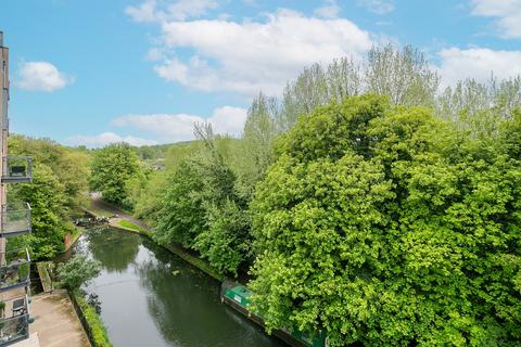 2 bedroom apartment to rent, The Embankment, Nash Mills Wharf, Hemel Hempstead, Hertfordshire, HP3