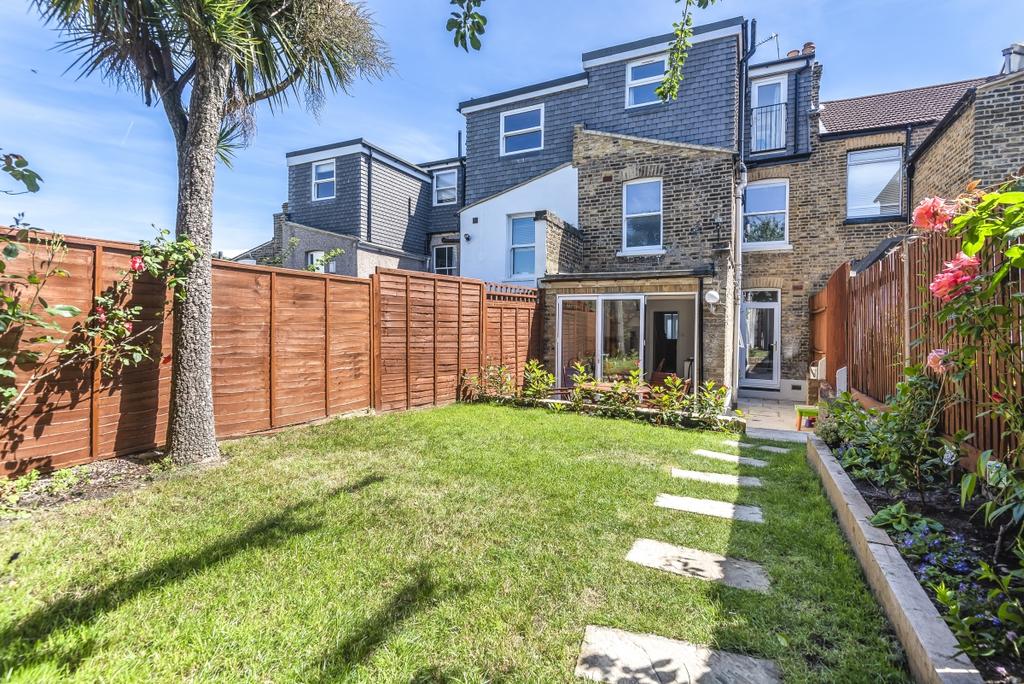 Canterbury Grove West Norwood SE27 4 bed house £3,000 pcm (£692 pw)