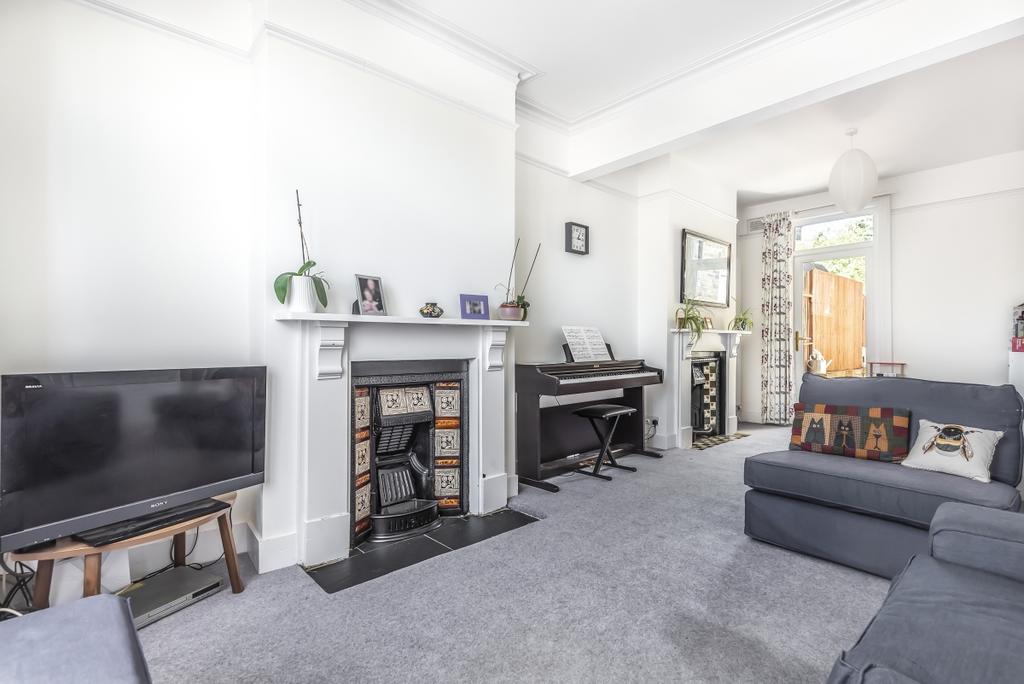Canterbury Grove West Norwood SE27 4 bed house £3,000 pcm (£692 pw)