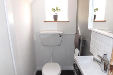 14 Chestnut Avenue, Edgware, HA8 7RA