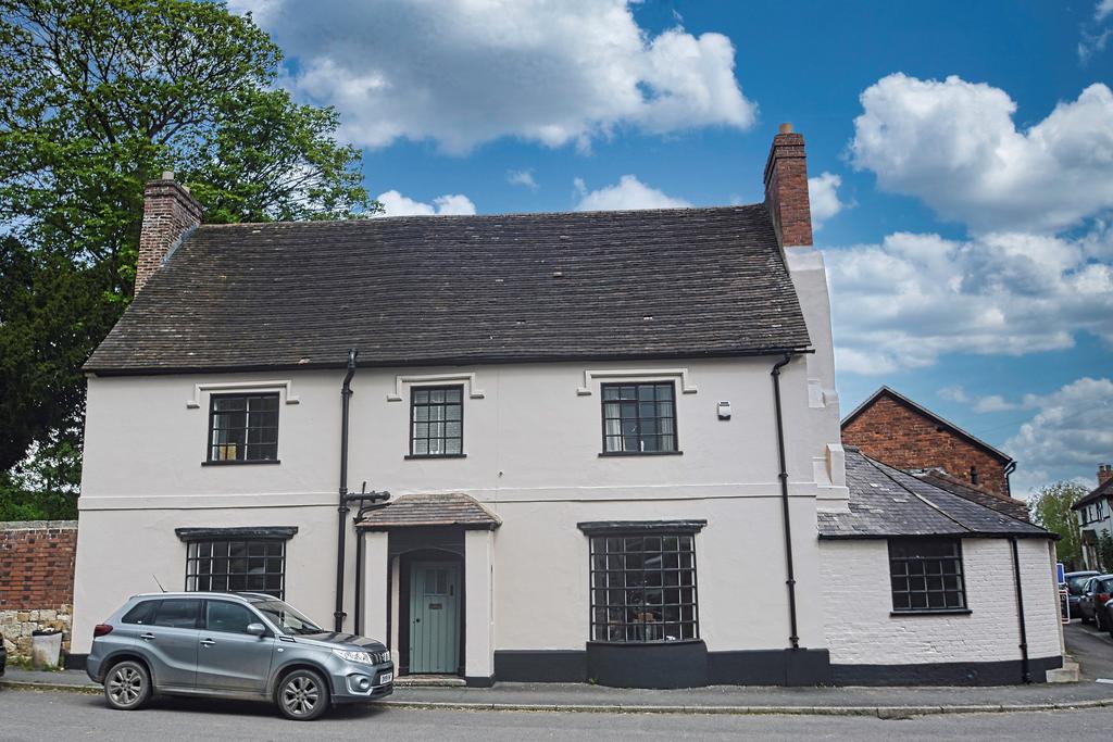 Main Road, Dorrington, SY5 4 bed detached house for sale £489,500