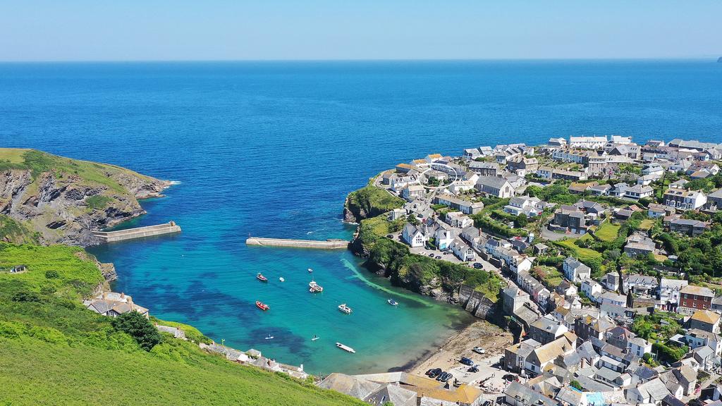 The Lobster Pot, Port Isaac 2 bed house for sale £400,000