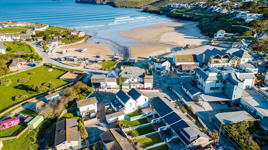 Bluebirds, Polzeath 2 bed house for sale £525,000