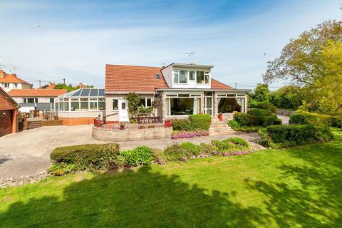 4 bedroom detached bungalow for sale, Ffordd Penrhwylfa, Meliden, Denbighshire LL19 8HL