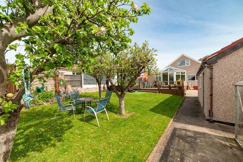 4 bedroom detached bungalow for sale, Ffordd Penrhwylfa, Meliden, Denbighshire LL19 8HL