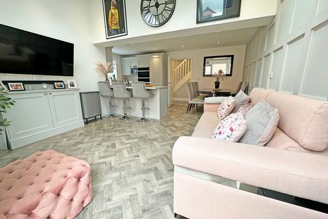 141 Burnham Road, Wythall, Birmingham, B47 6AS