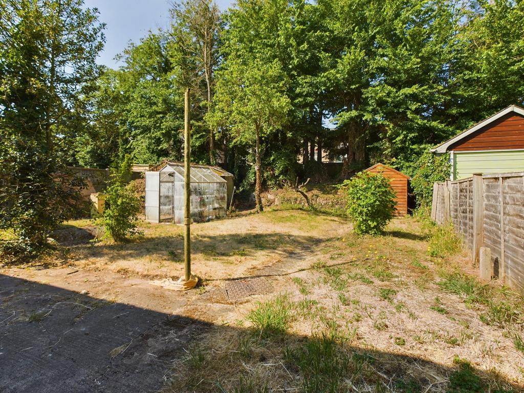 Desborough Road, Hartford, Huntingdon. 3 bed detached bungalow for sale