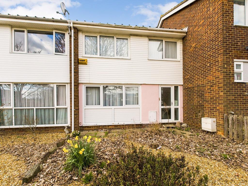 Frobisher Close, Huntingdon, PE29 3 bed terraced house for sale £245,000
