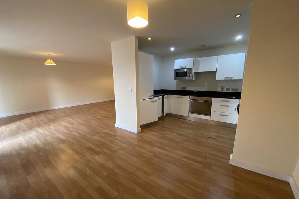 Apartment in Beeston - View 2