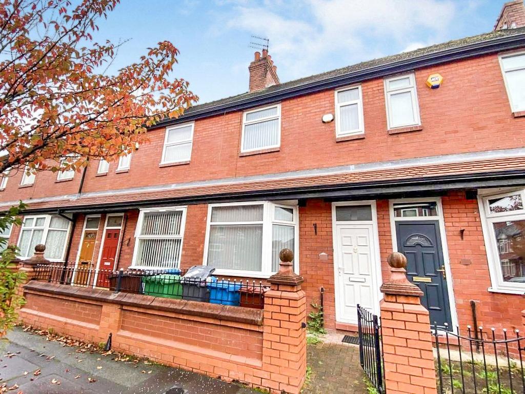 Yew Tree Avenue, Fallowfield, M14 2 bed terraced house to rent £1,000