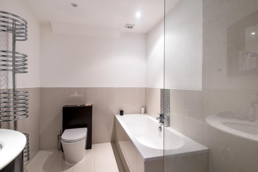 Narcissus Road London NW6 1 bed flat £1,750 pcm (£404 pw)