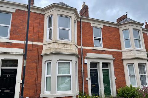 2 bedroom flat to rent, Oakland Road, Newcastle upon Tyne.  NE2 3DR