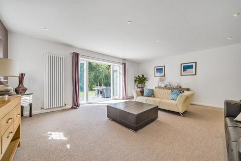 The White House, 4 High Spinney, West Chiltington, Pulborough, RH20 2RE