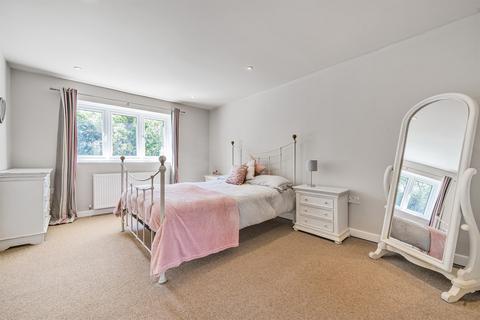 The White House, 4 High Spinney, West Chiltington, Pulborough, RH20 2RE